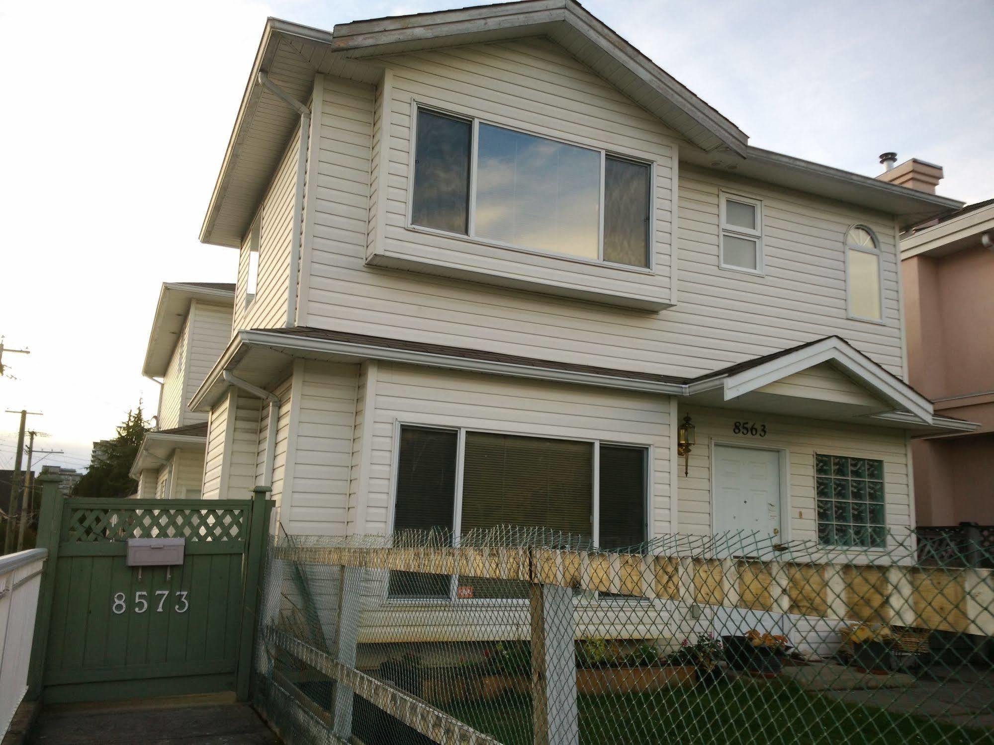 Marpole Guest House Ванкувер Екстер'єр фото